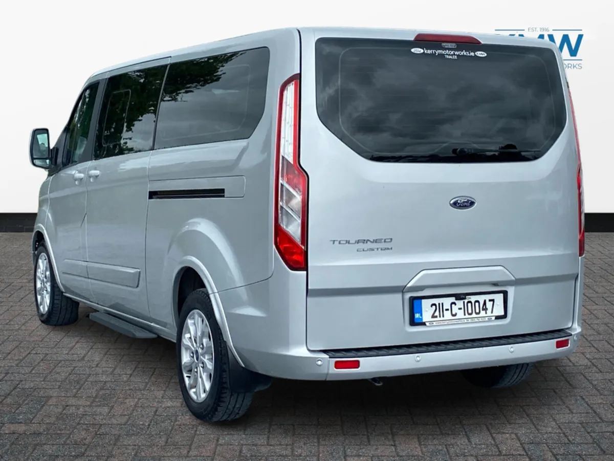 Ford Tourneo Custom 2.0 TDCI LWB Limited 185 BHP 9 - Image 4