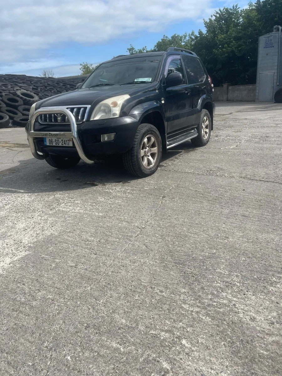 Toyota Land Cruiser - Image 2