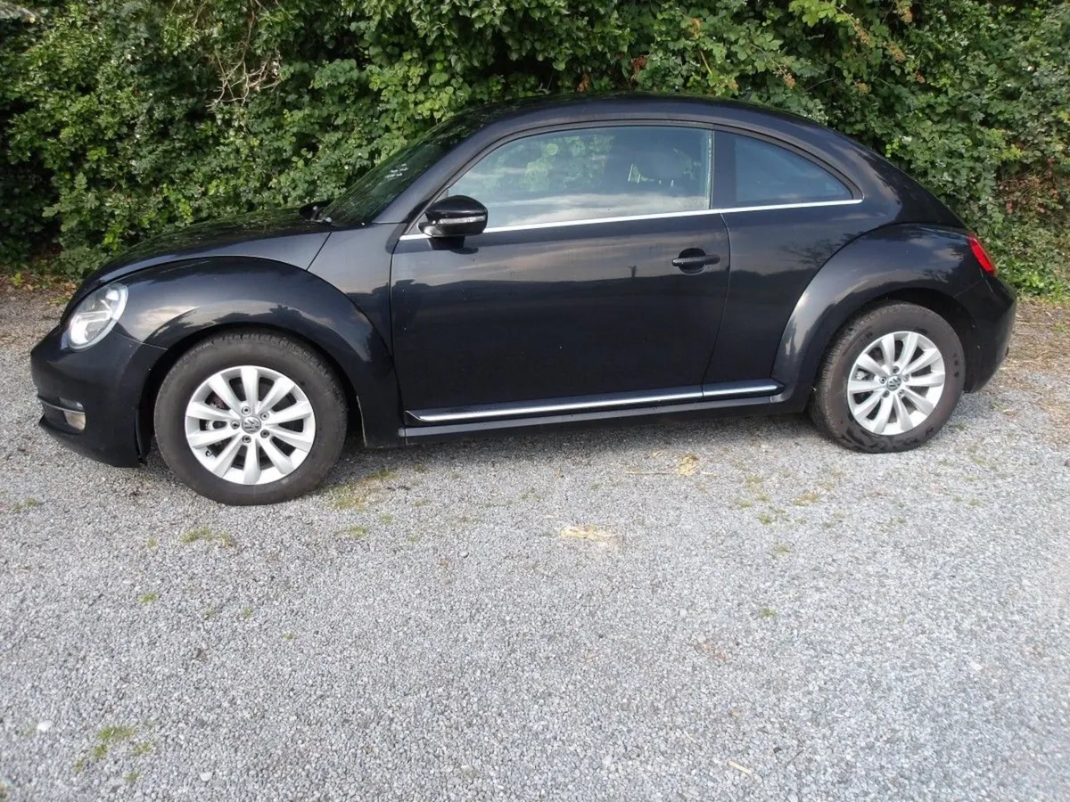 Volkswagen Beetle 1.6 TDI Beetle Bluemotion Techn - Image 1