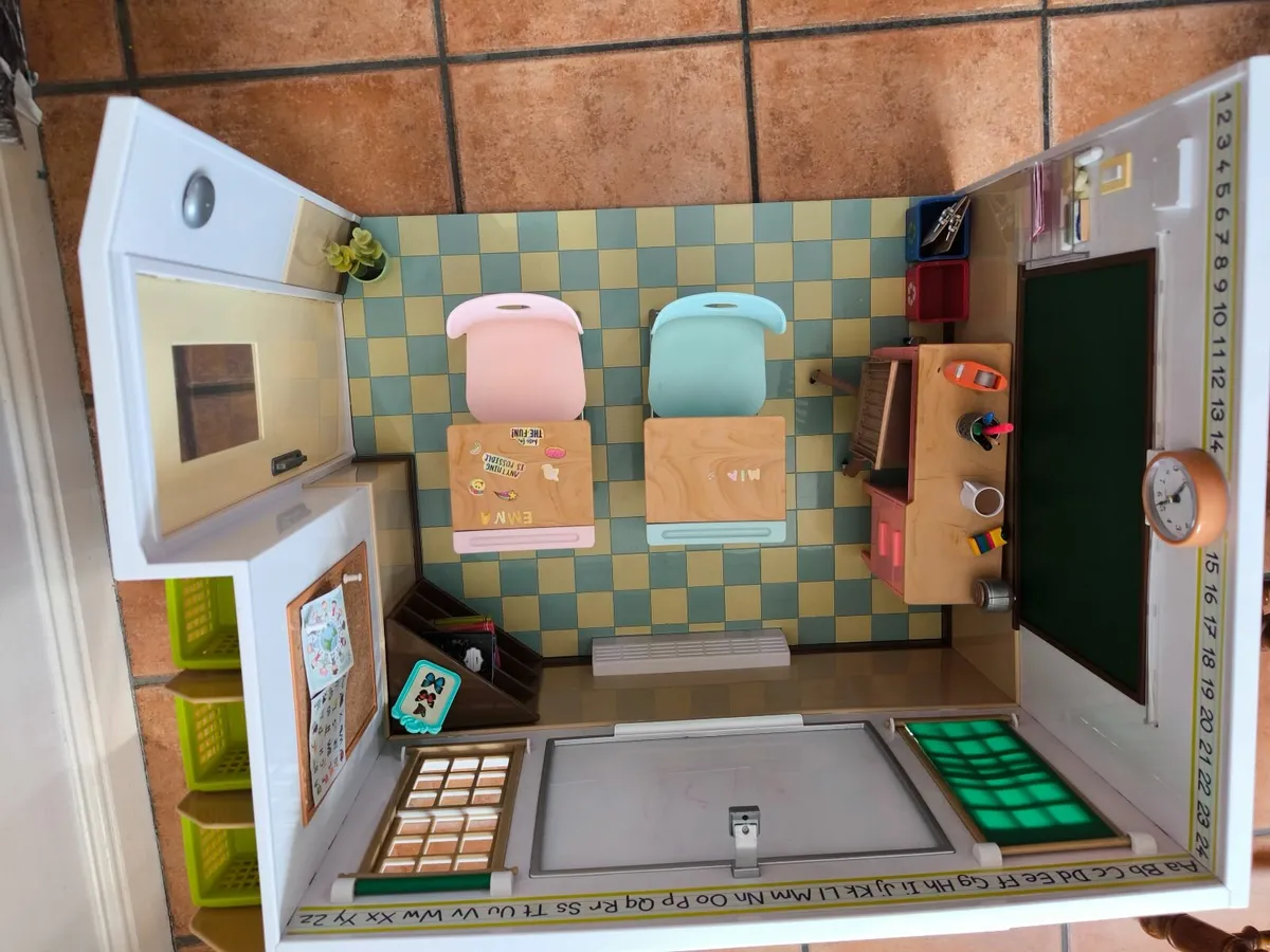 Next Generation Doll School House - Image 3