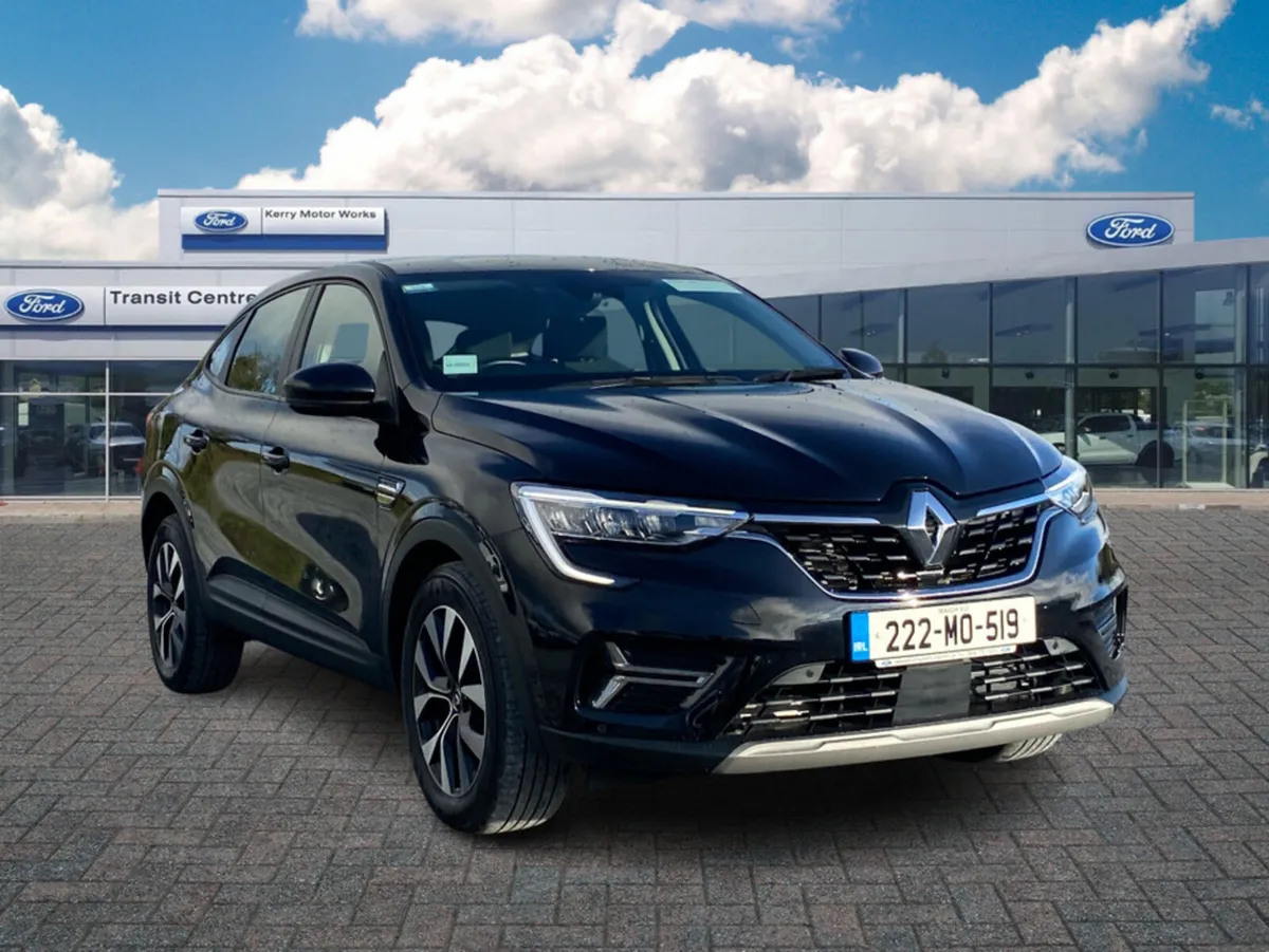 Renault Arkana Iconic 1.3 TCE 140 Automatic - Image 1