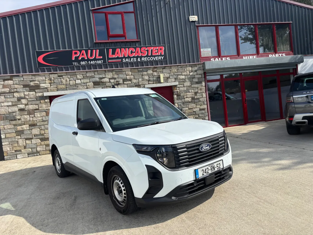 Ford Transit Courier 2024 - Image 1