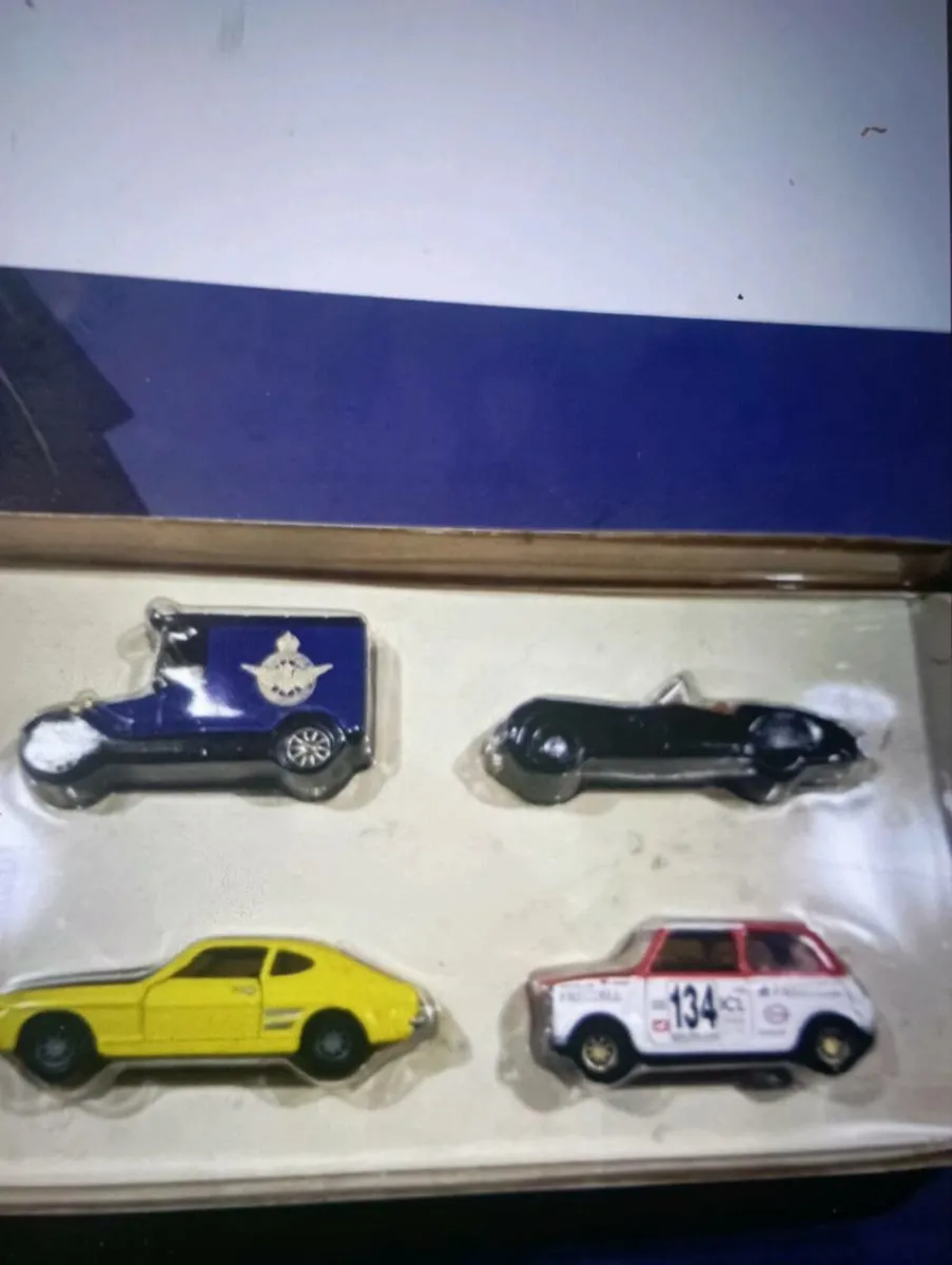 CORGI 76th (CSMA )  ANNIVERSARY BOX SET 1-43 SCALE - Image 4