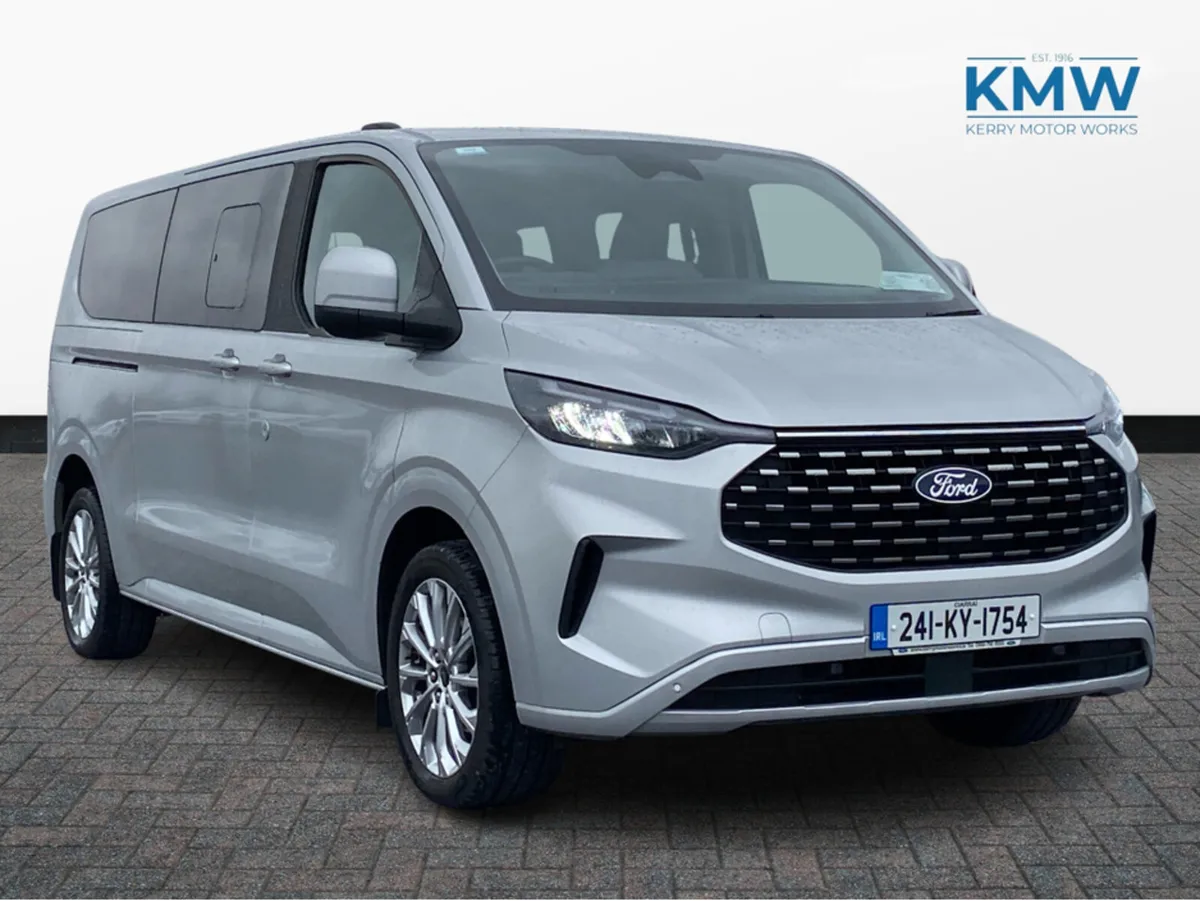 Ford Tourneo Custom 2.0 TDCI LWB Titanium..19" All - Image 1