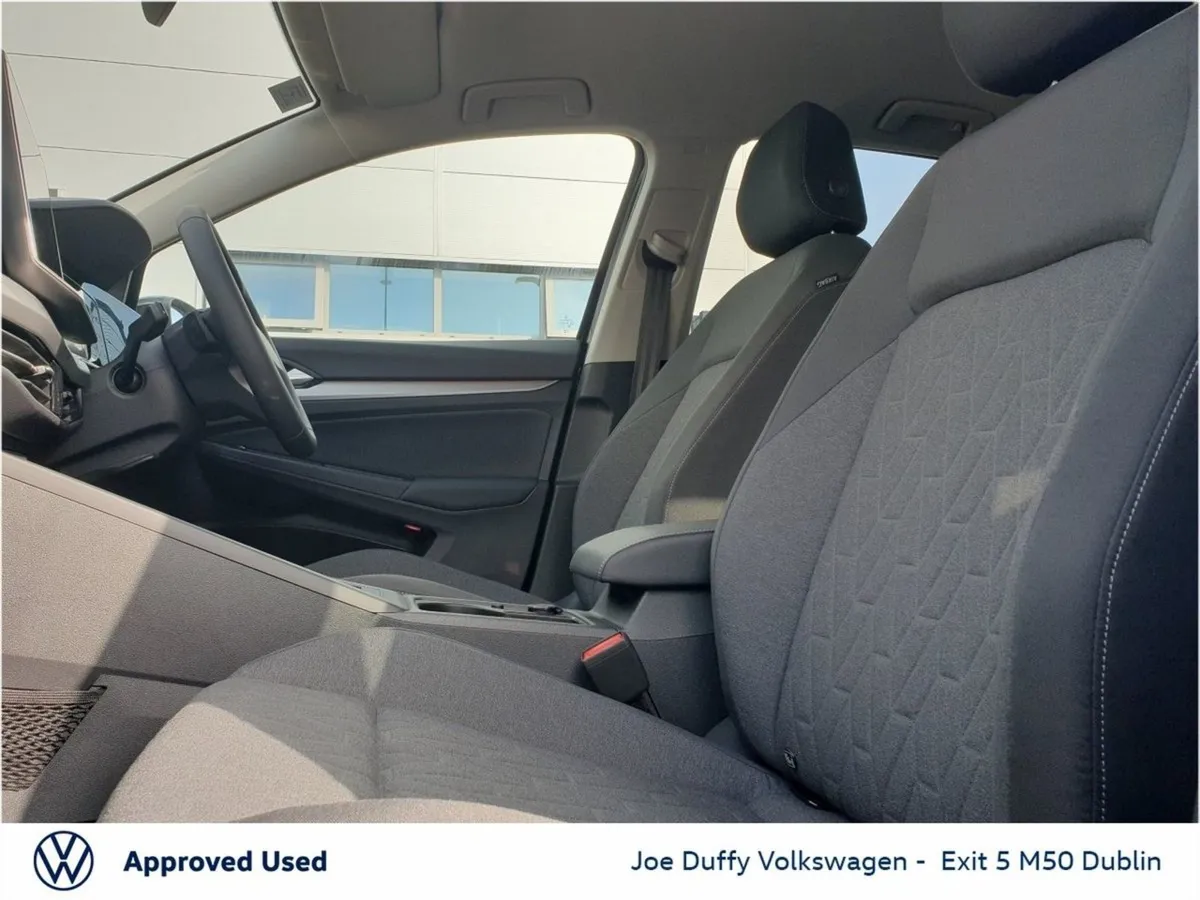 Volkswagen Golf Golf EDI 75 Phev 1.5 TSI 150HP  2 - Image 4