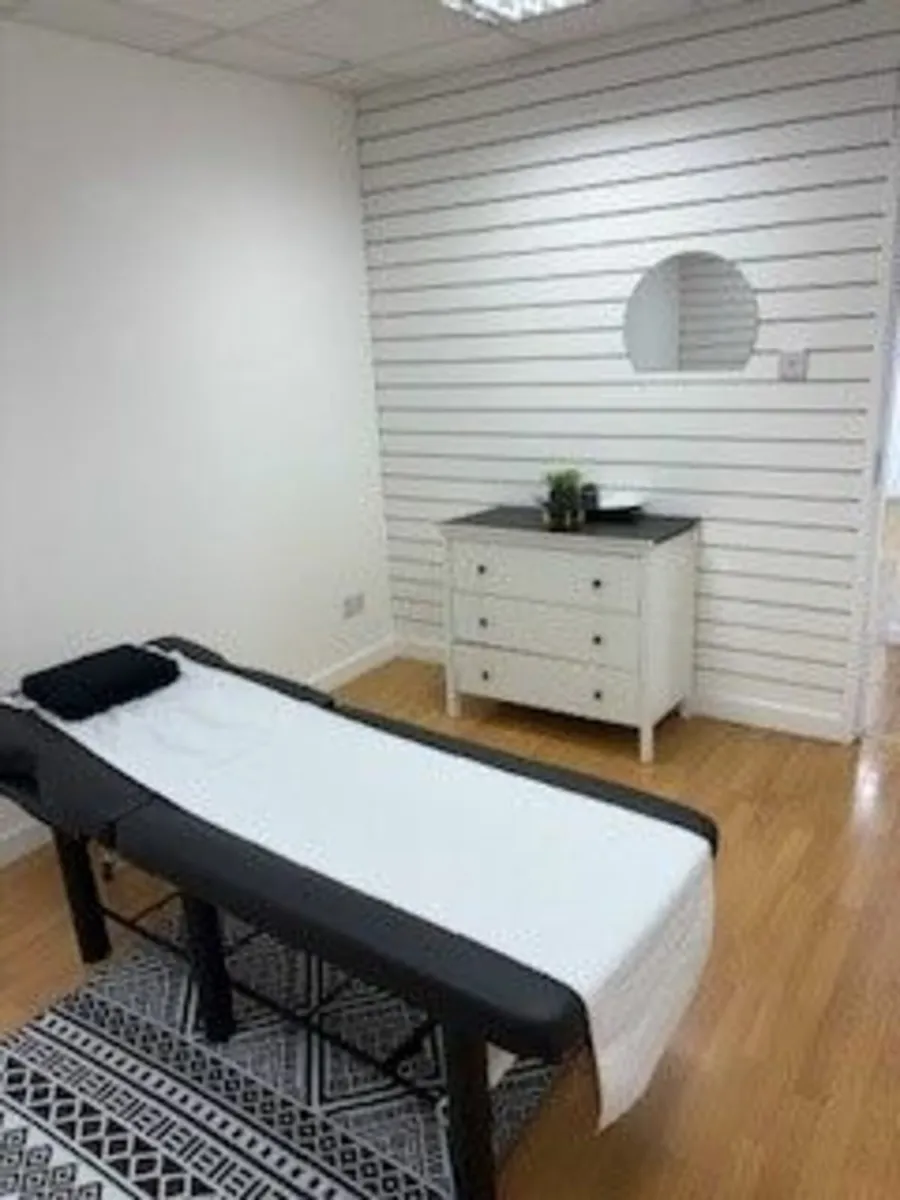 Beauty Room for Hire - Image 2