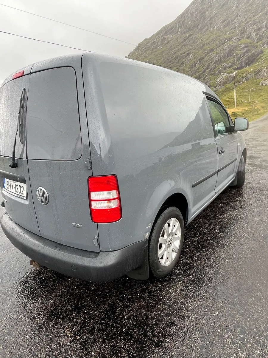VW Caddy - Image 4