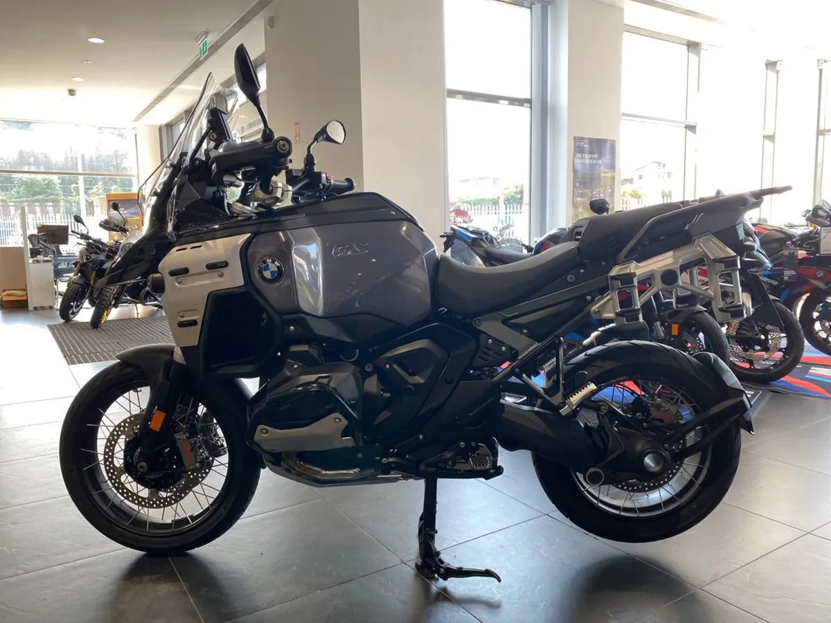 2024 BMW R1300GS Adventure TE with just 941 miles! - Image 2