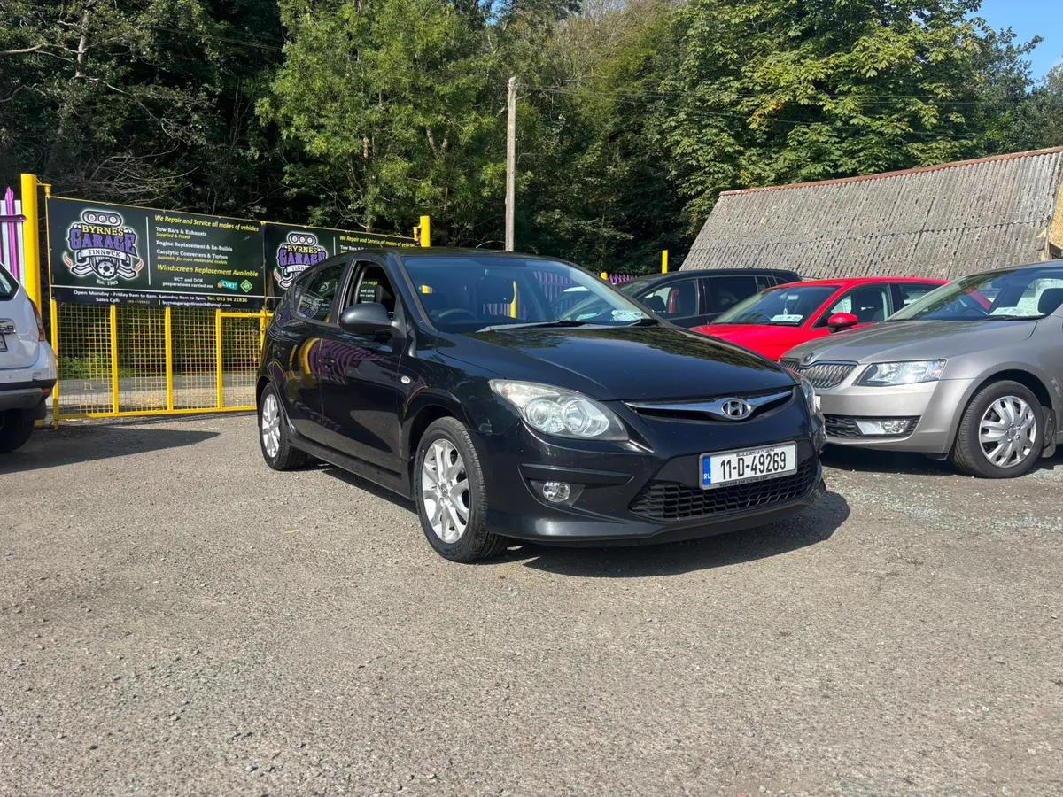 Lovely Hyundai i30 NCT Tax Warranty - Image 1