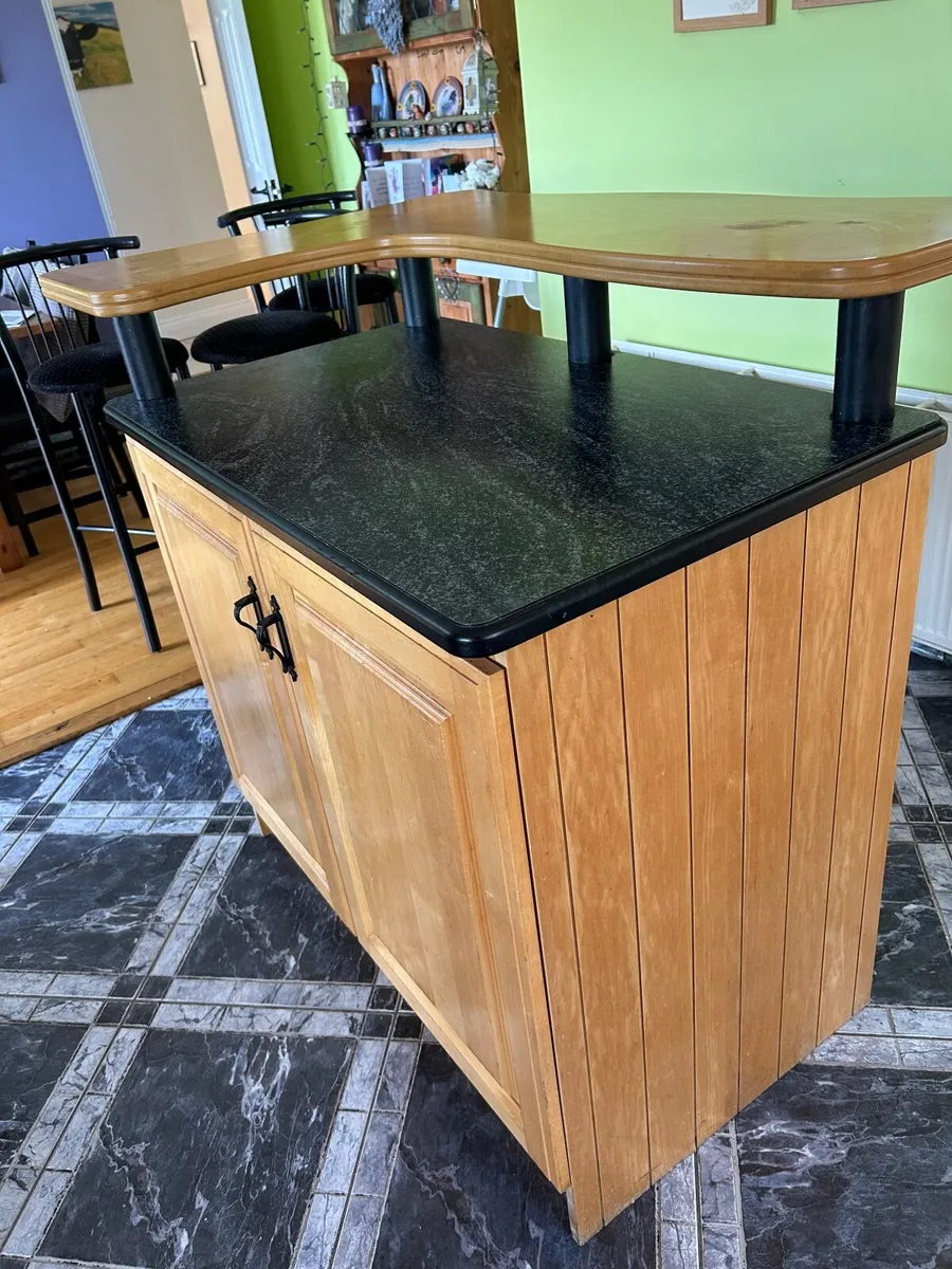 Island counter - Image 2