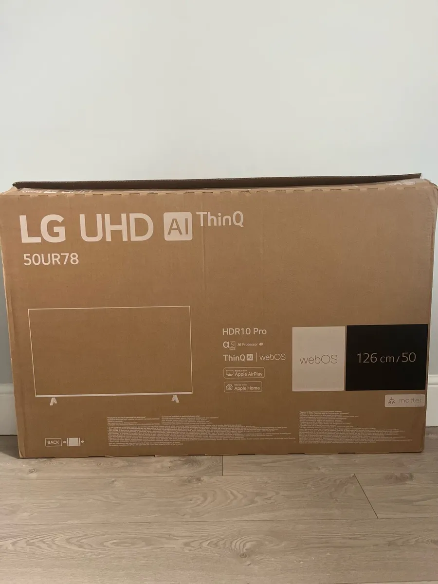 LG 50" 4K UHD SMART TV -like new, boxed ! - Image 1