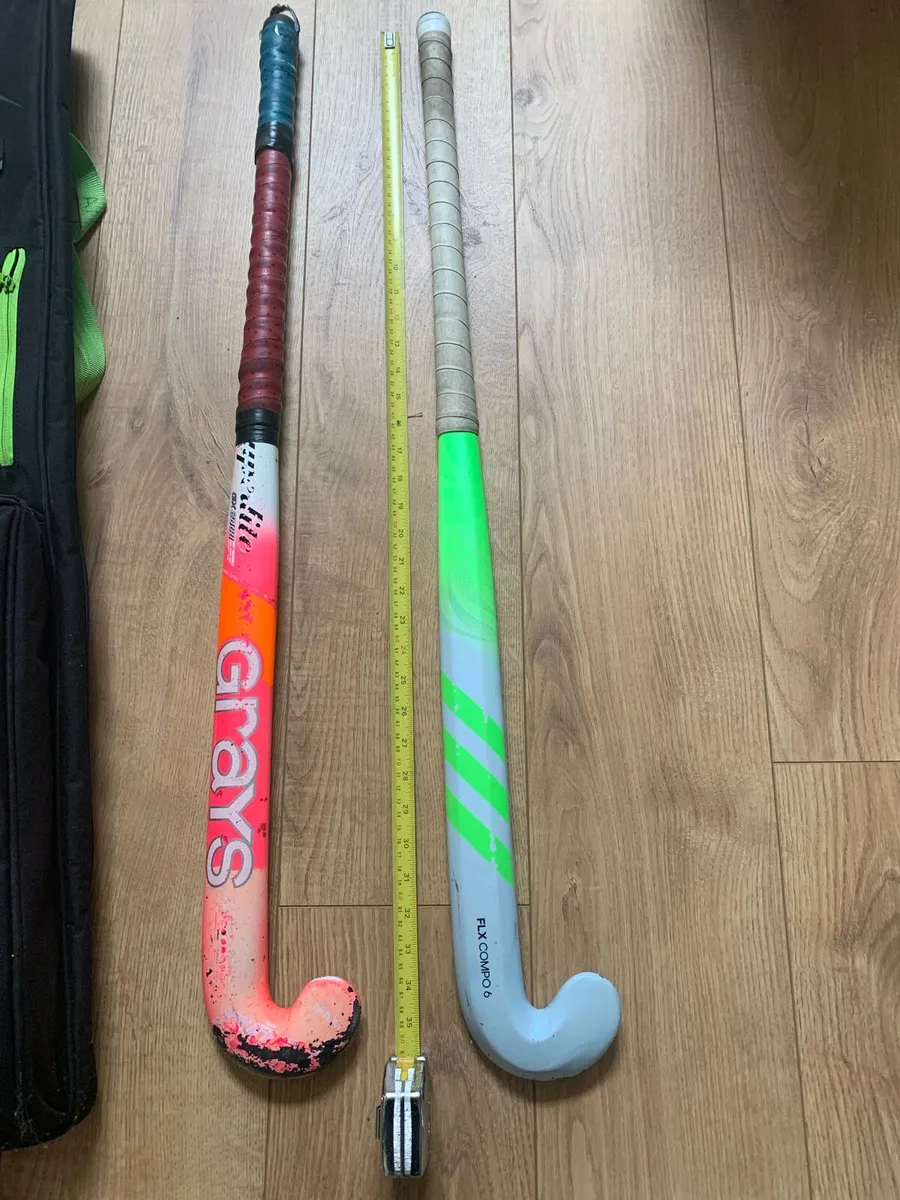 Hockey stick with gear - Image 1