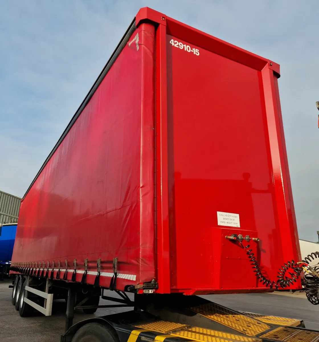 curtainsider trailer - Image 1