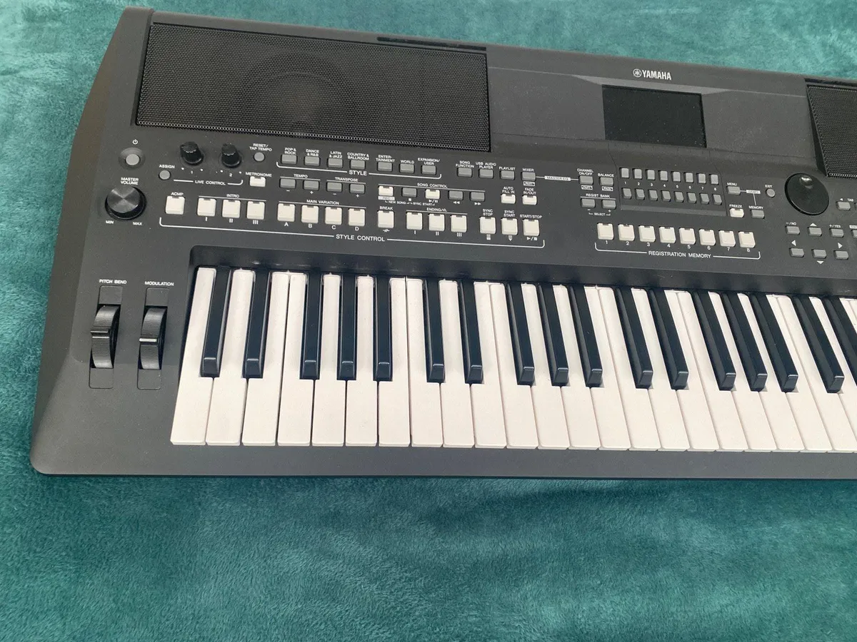 Music keyboard - Image 4