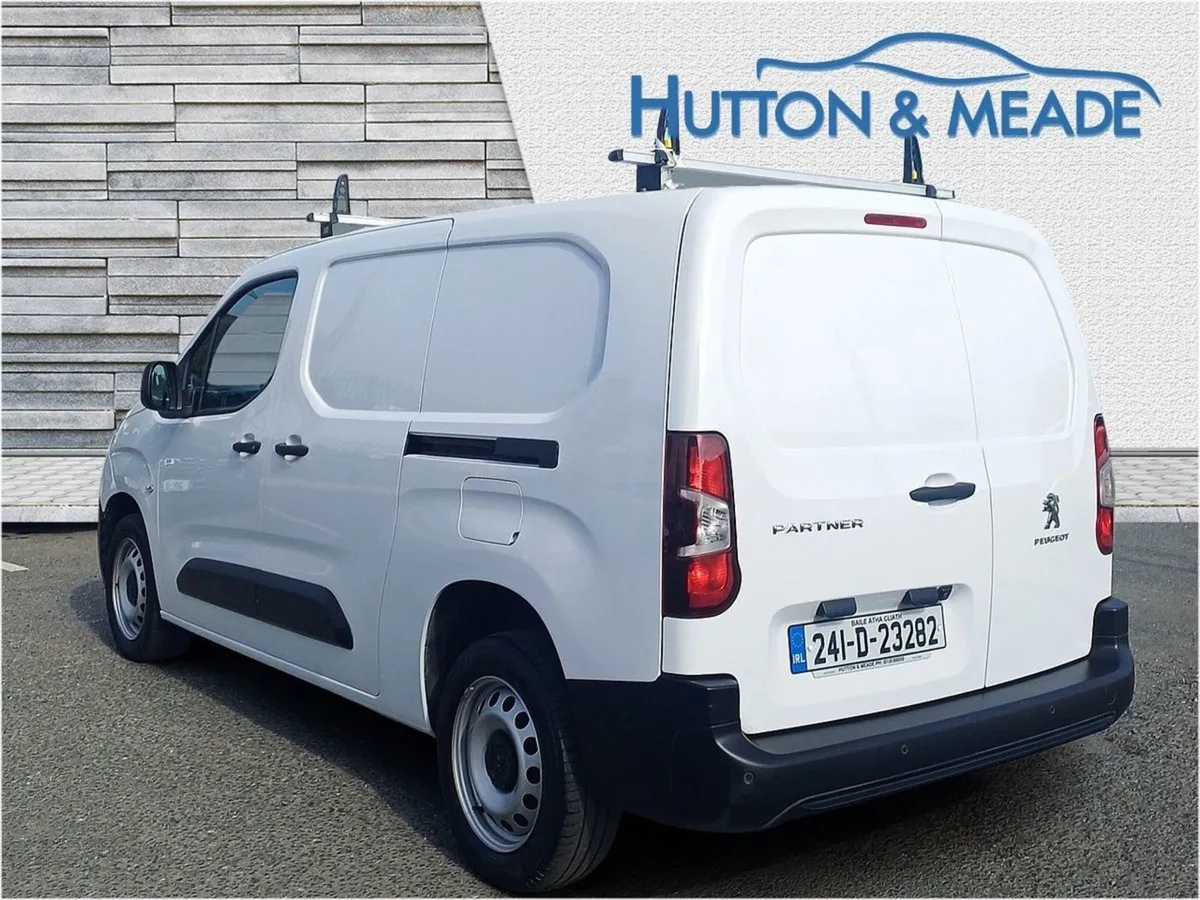 Peugeot Partner Pro Plus 1.5 HDi Van - Image 3