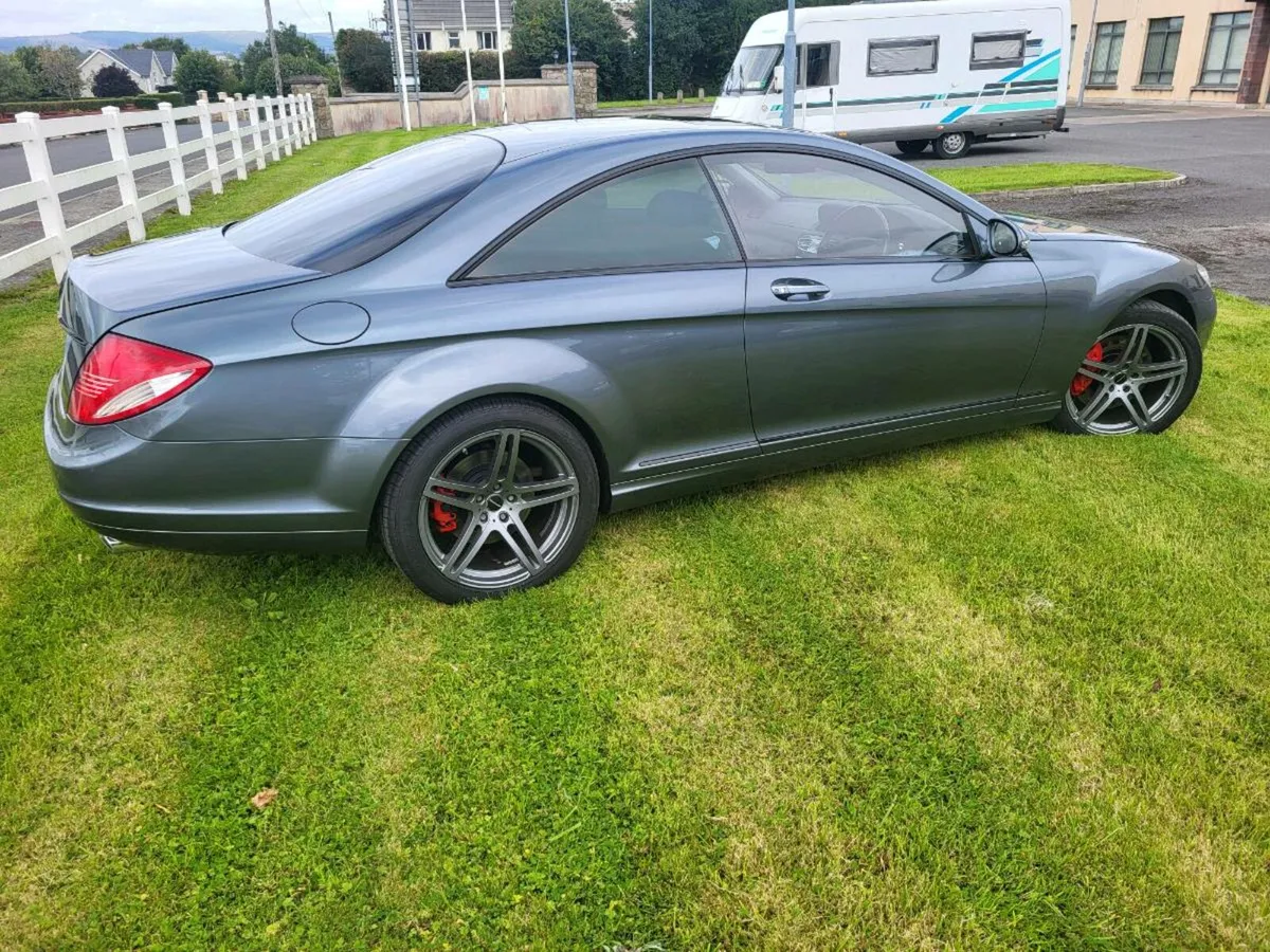 Mercedes - Image 2