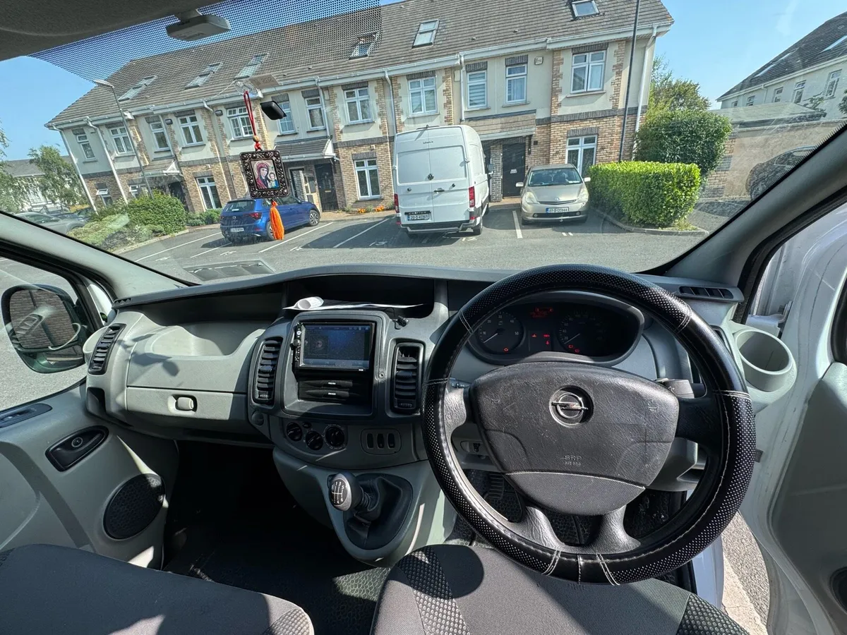 Opel Vivaro LWB - Image 3