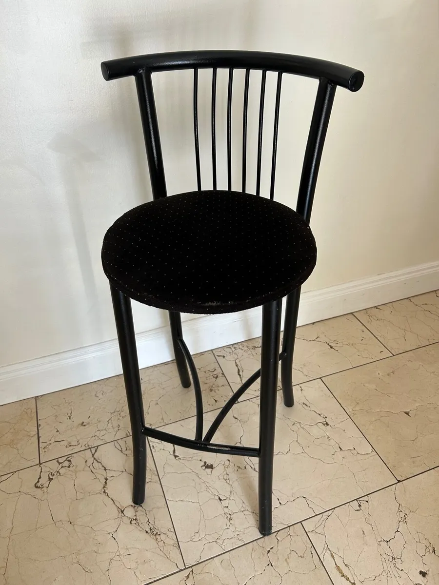 Kitchen stools - Image 1