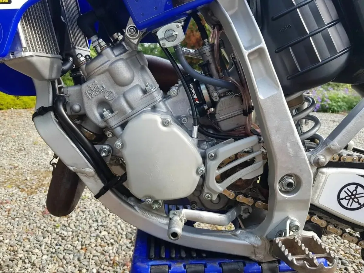 Yamaha Yz 125 - Image 4