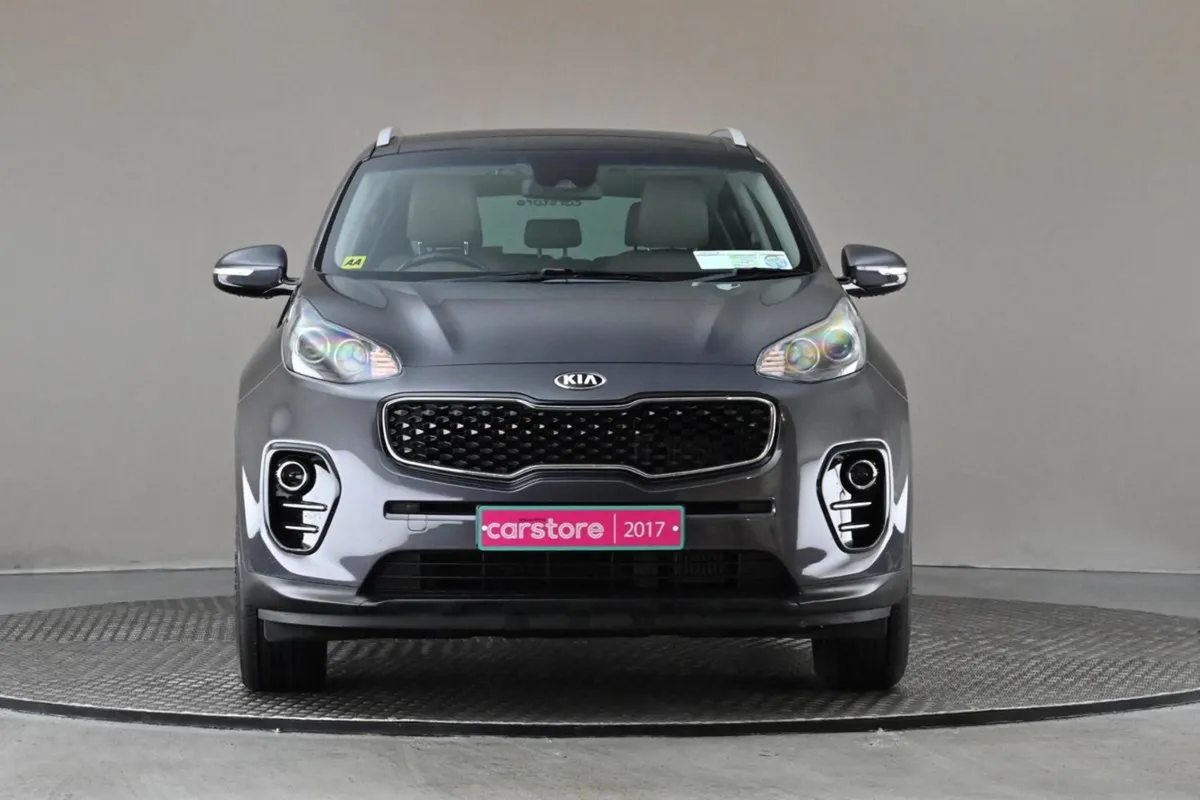 Kia Sportage 1.7 Platinum S 6spd  full Grey Leath - Image 2