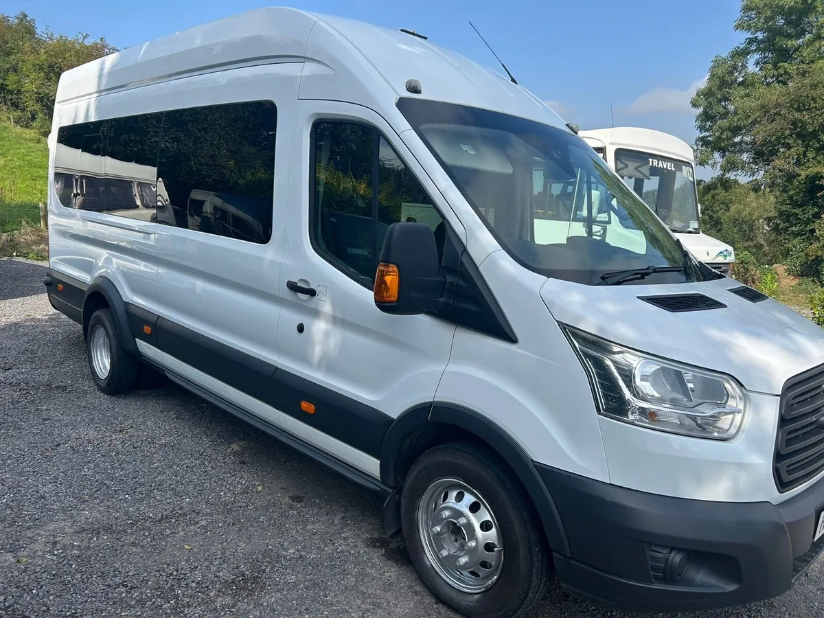 Ford transit minibus - Image 1