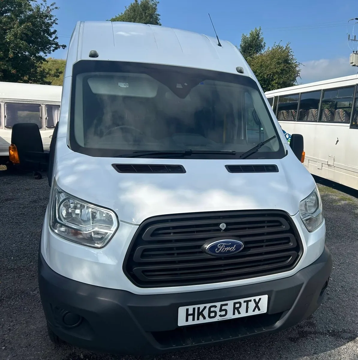 Ford transit minibus - Image 2