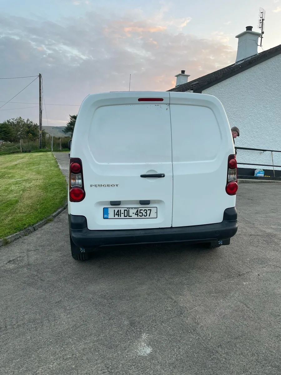 Peugeot Partner Van - Image 4