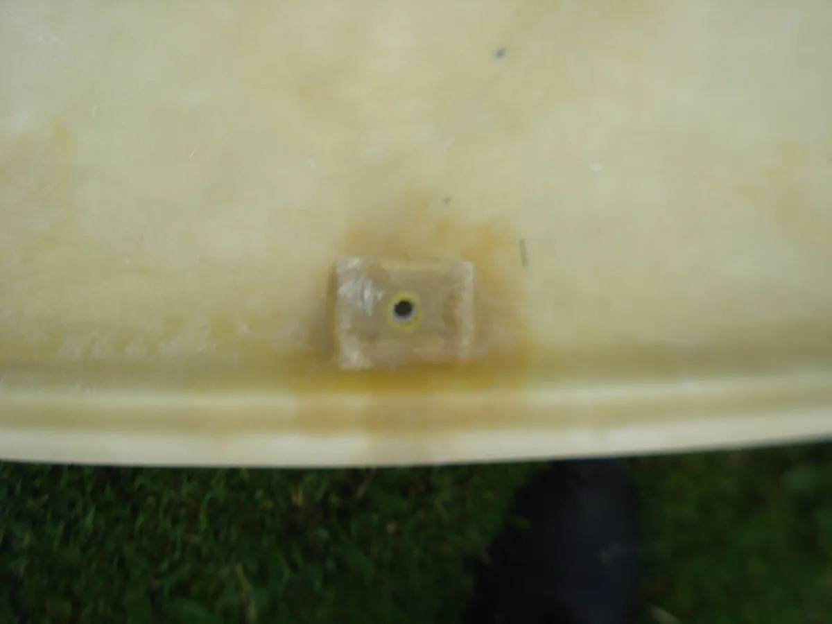 CLASSIC MINI 1959-2000 FIBREGLASS BULGE BONNET. - Image 3
