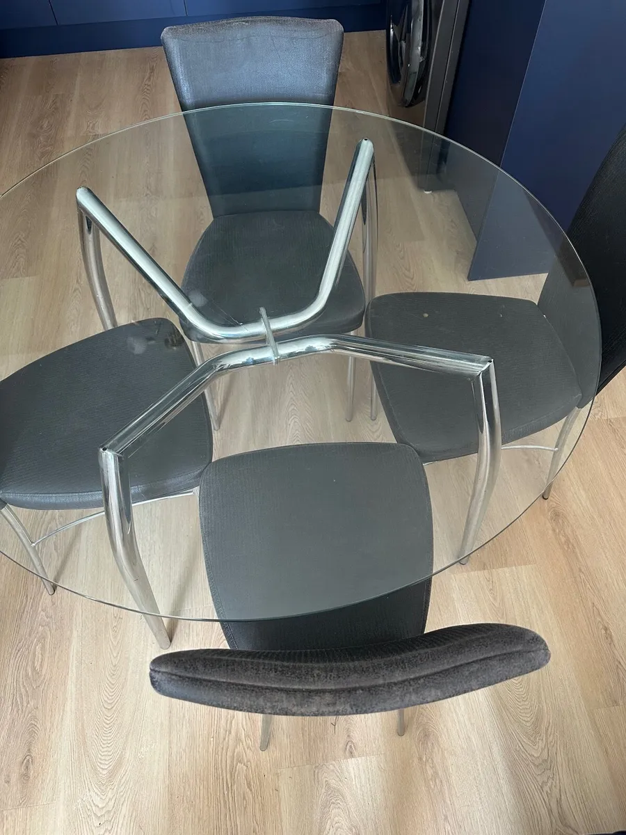 110cm Round Glass Dining Table - Image 4