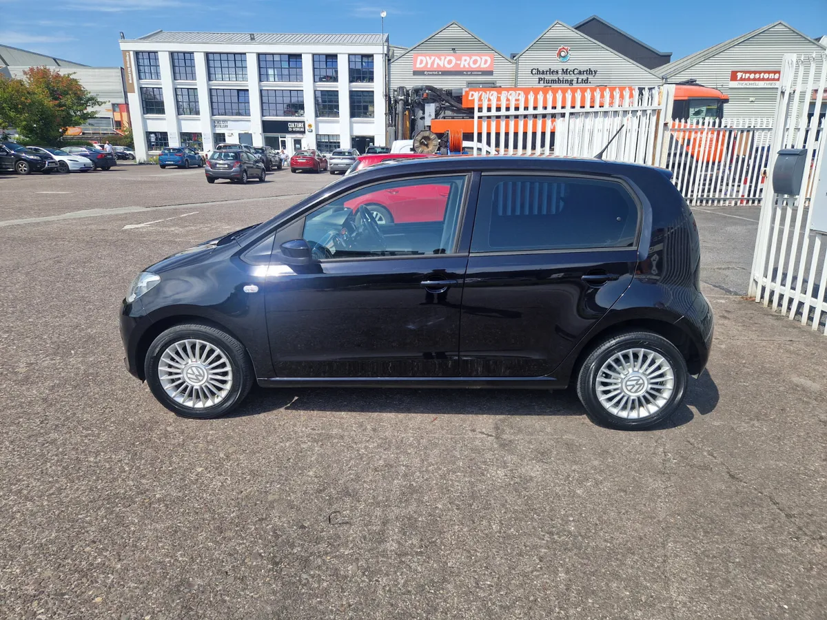 Volkswagen up! 1.0 Petrol Automatic ( Low Km ) - Image 4