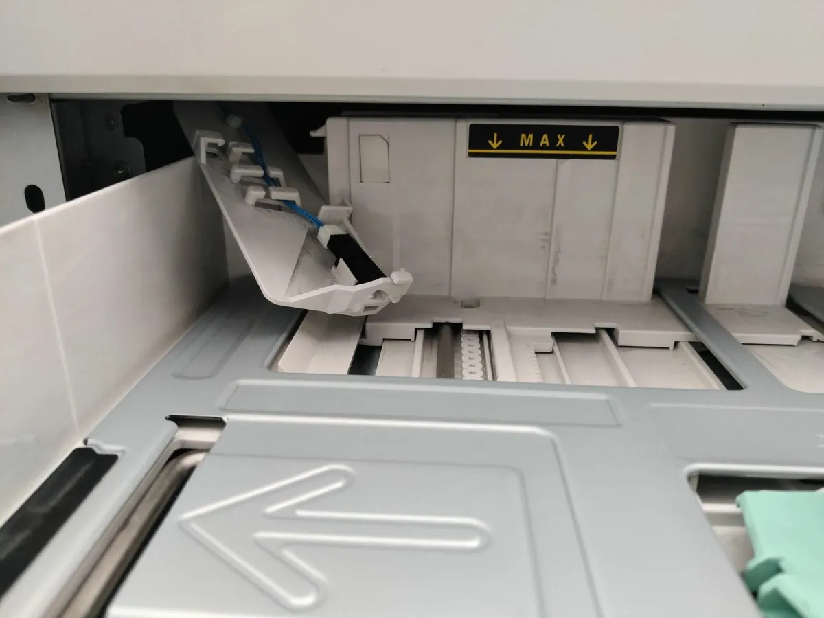 Xerox Phaser 7800 Printer - Image 2