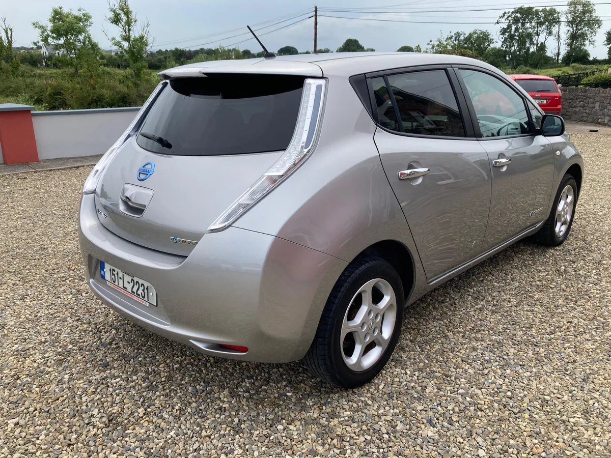 Nissan Leaf 2015 Electric - Image 4