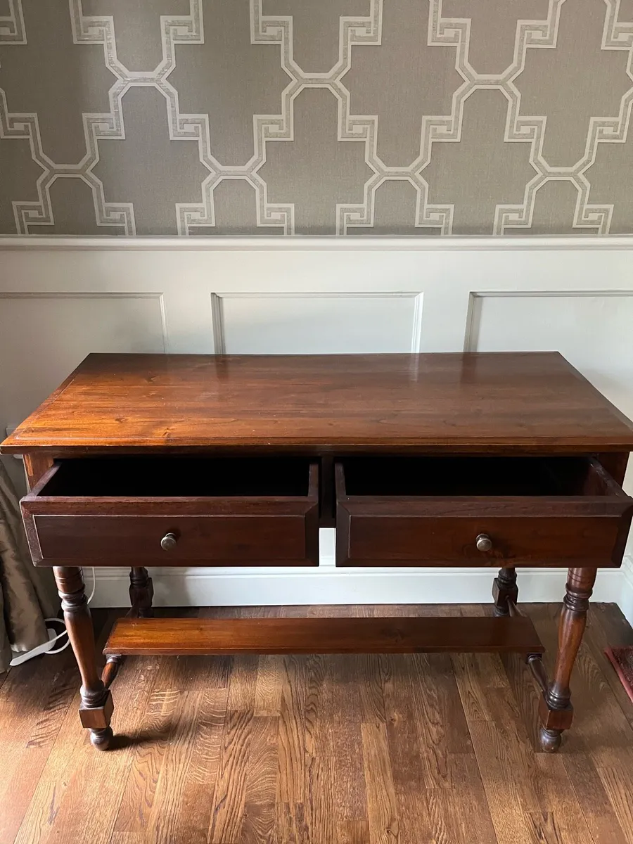 Living room/ hall furniture - Image 2