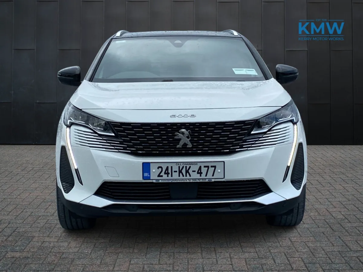 Peugeot 5008 ALLURE 1.5 Automatic - Image 3