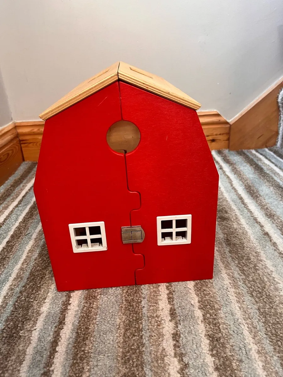 Schleich wooden barn - Image 2