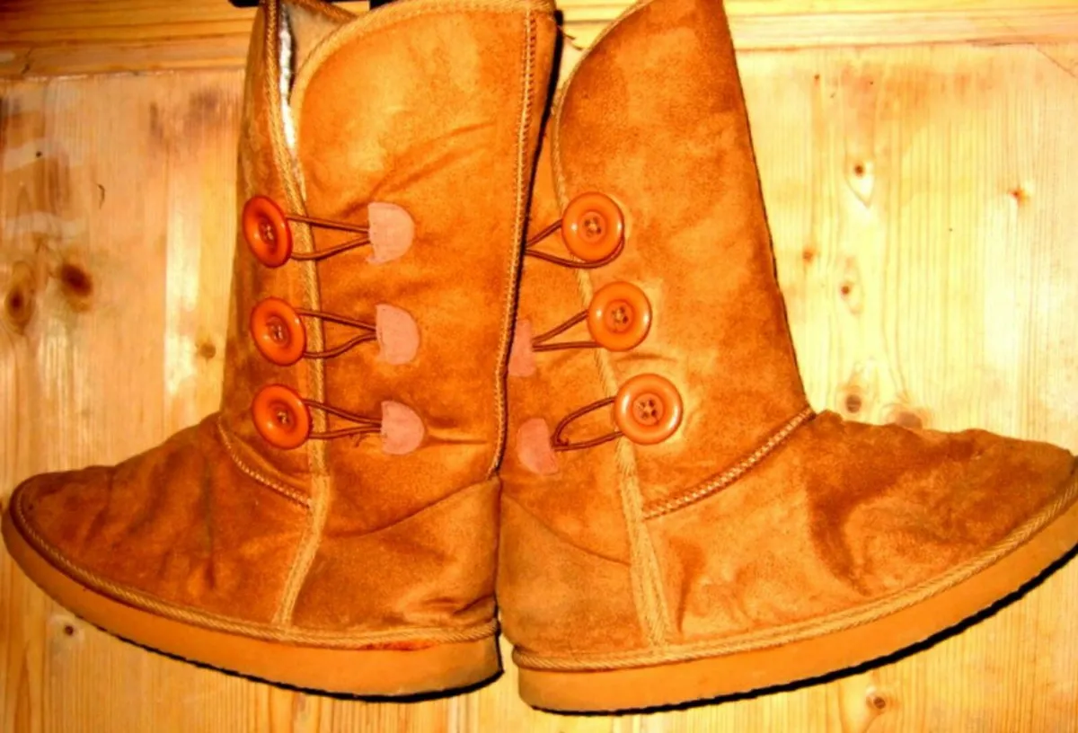 BNWT Ladies Boots - Image 2