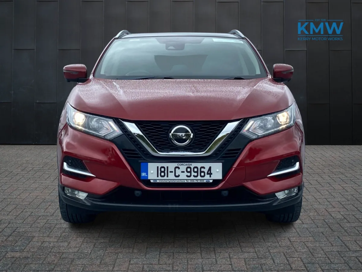 Nissan Qashqai 1.2 SV Premium..Pan Roof, Full Leat - Image 3