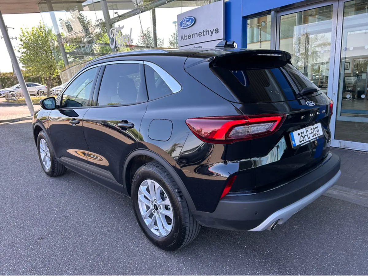 Ford Kuga TITANIUM 5DR 2.5HEVS225 S6.2 2P - Image 4