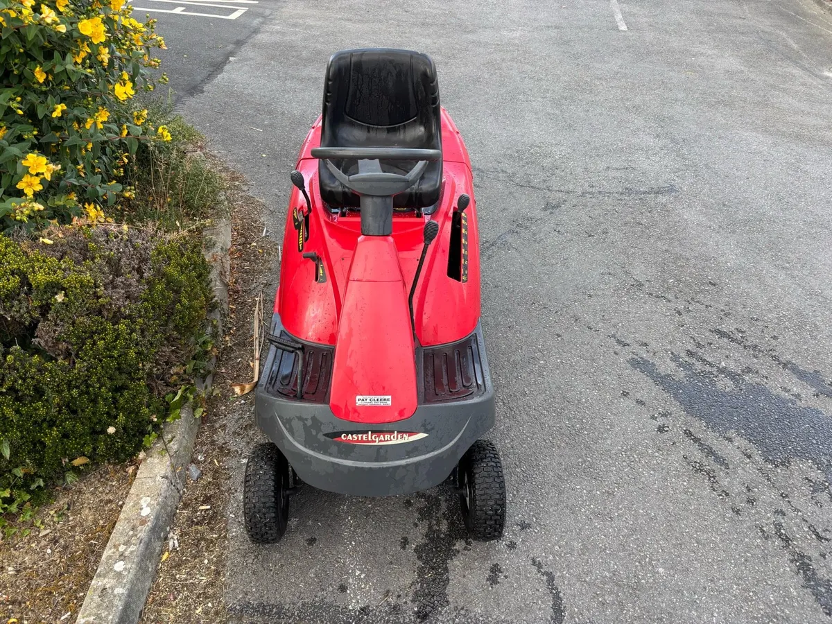 Castelgarden Ride on Mower - Image 3