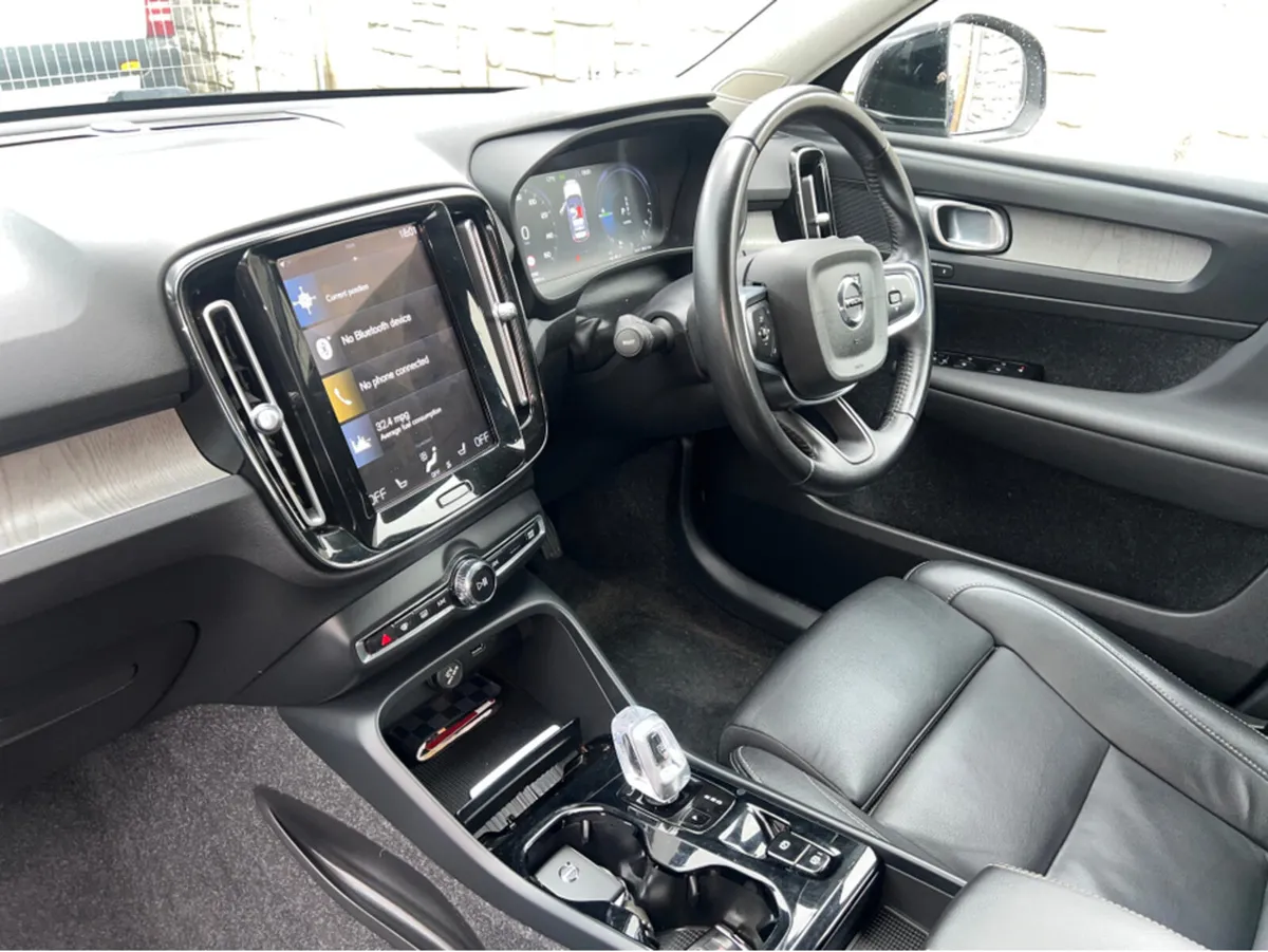 Volvo XC40 1.5 T5 INSCRIPTION PRO 26 - Image 2