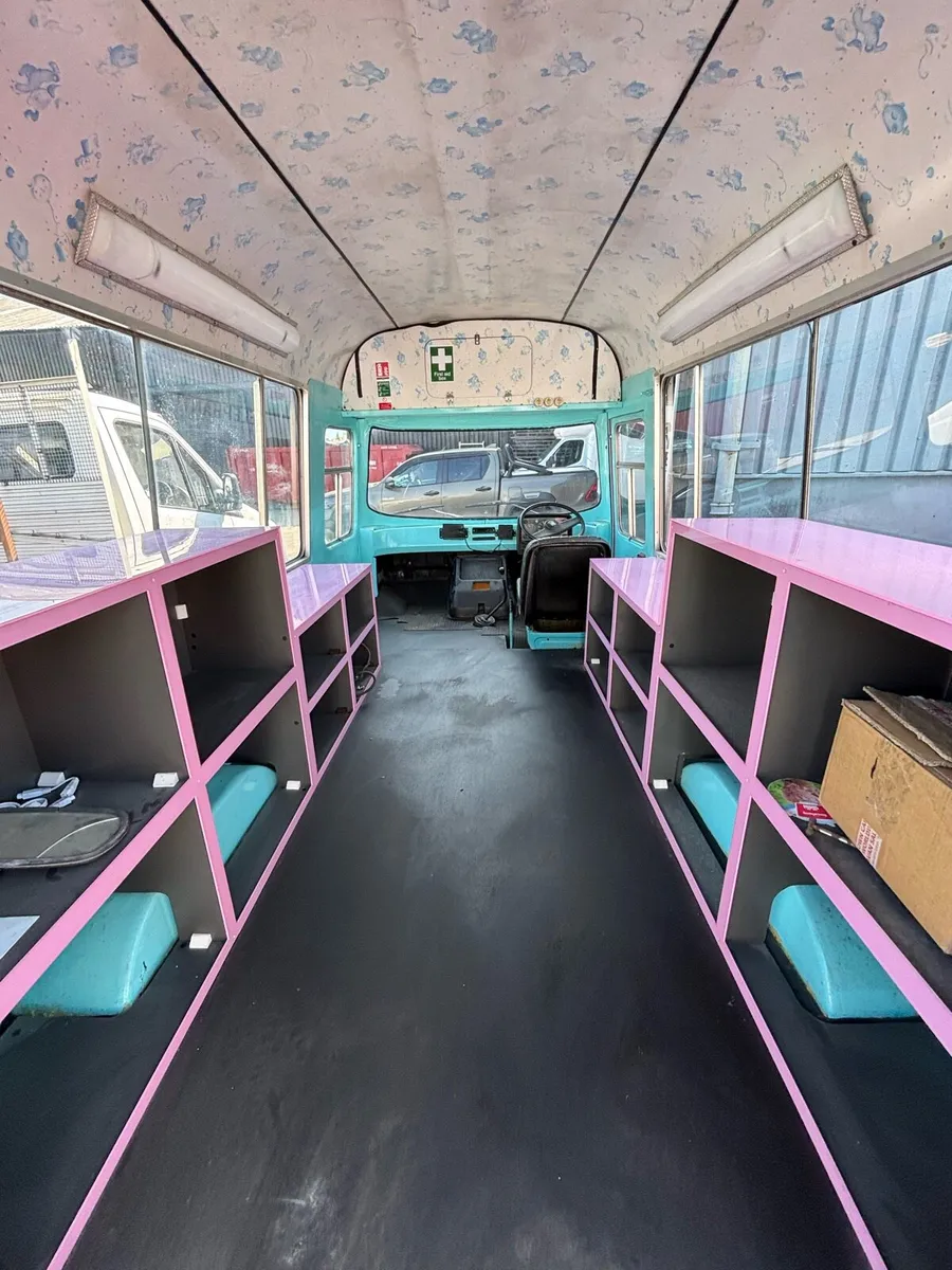 Vintage Bedford Ice cream van - Image 3