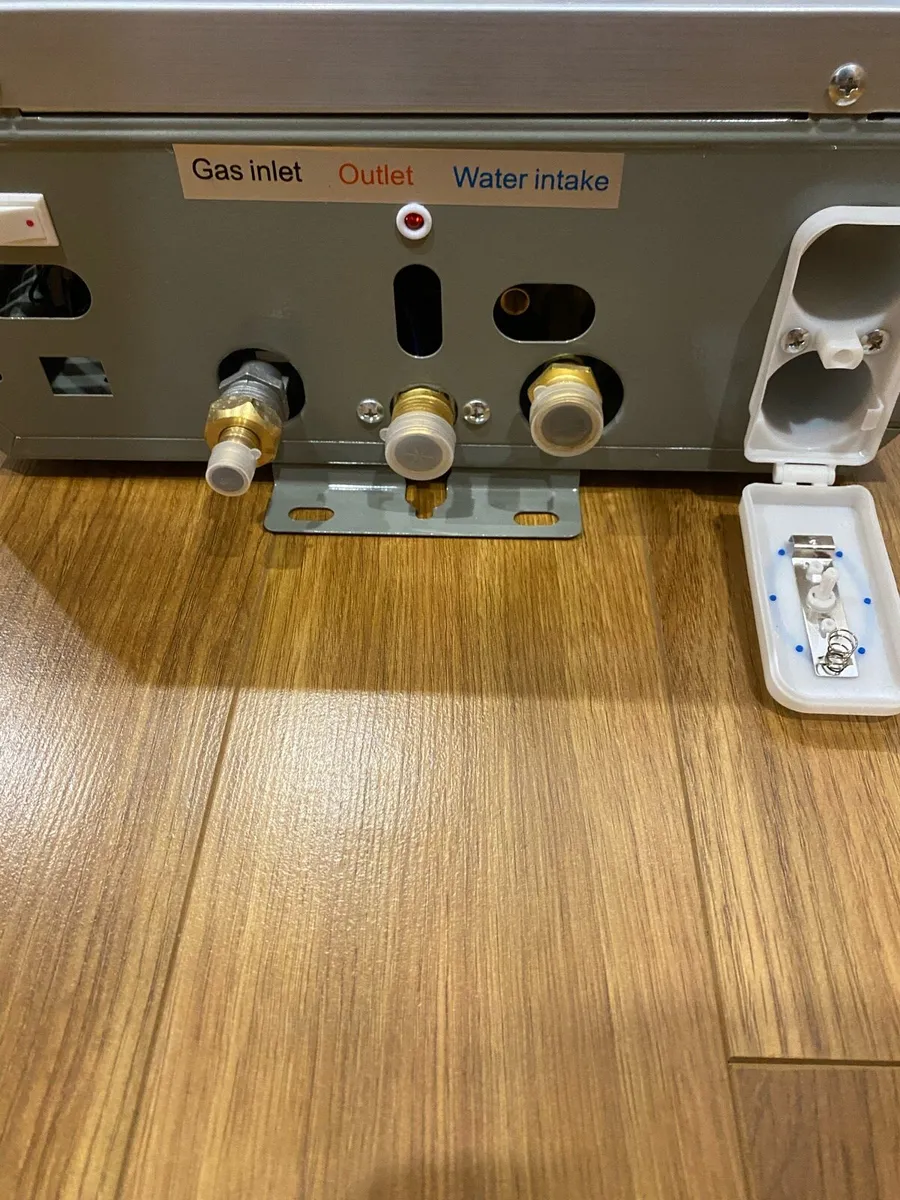 6L, 8L, 12L and 18L Gas Water Heater - Image 3