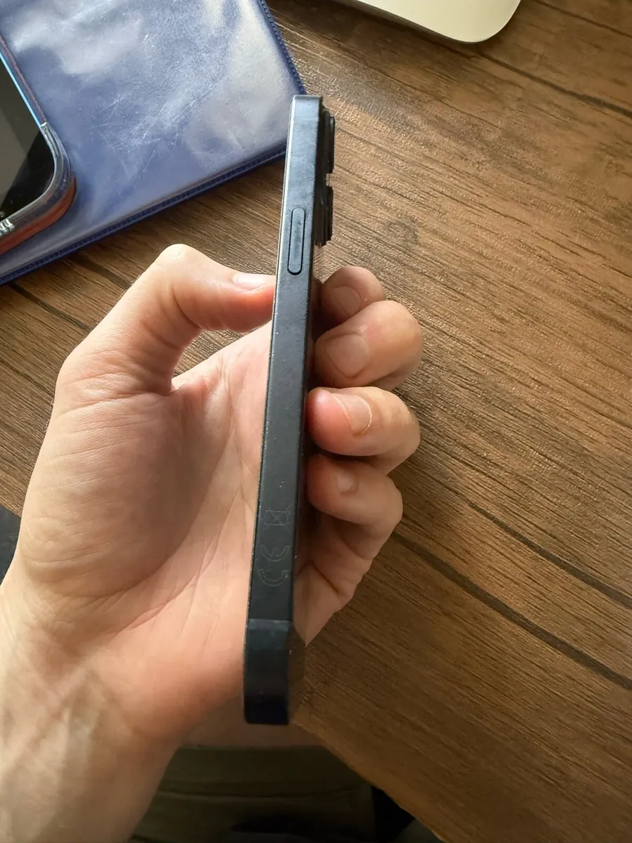 iPhone 14 128GB Unlocked - Image 3
