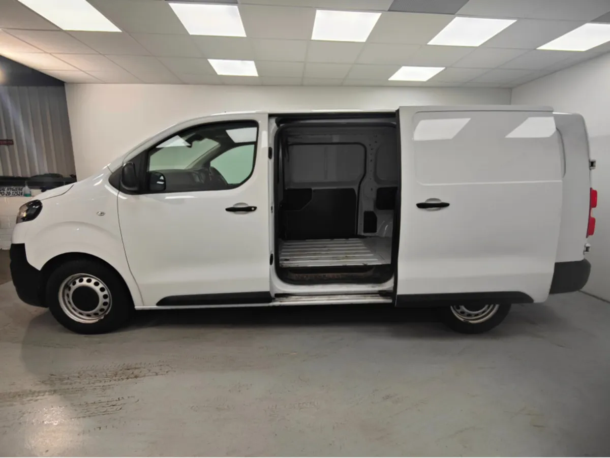 Opel Vivaro L2H1-1.5 100PS-DIE-6SP MAN 2DR - Image 4