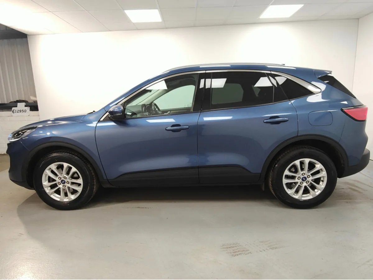 Ford Kuga TITANIUM 5DR 2.0TD190 S6.2 A8 4 - Image 3