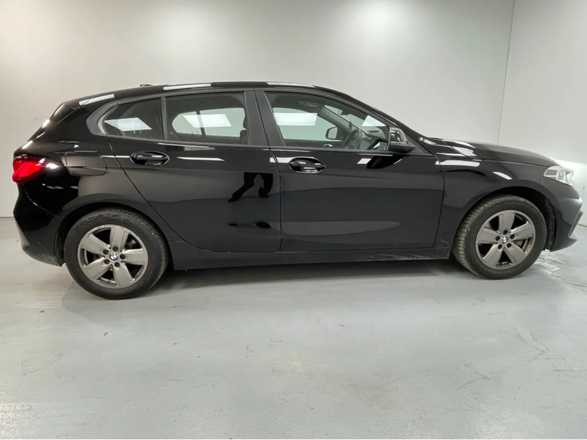 BMW 1-Series 116D SE 1SBC 4DR AUTO - Image 3