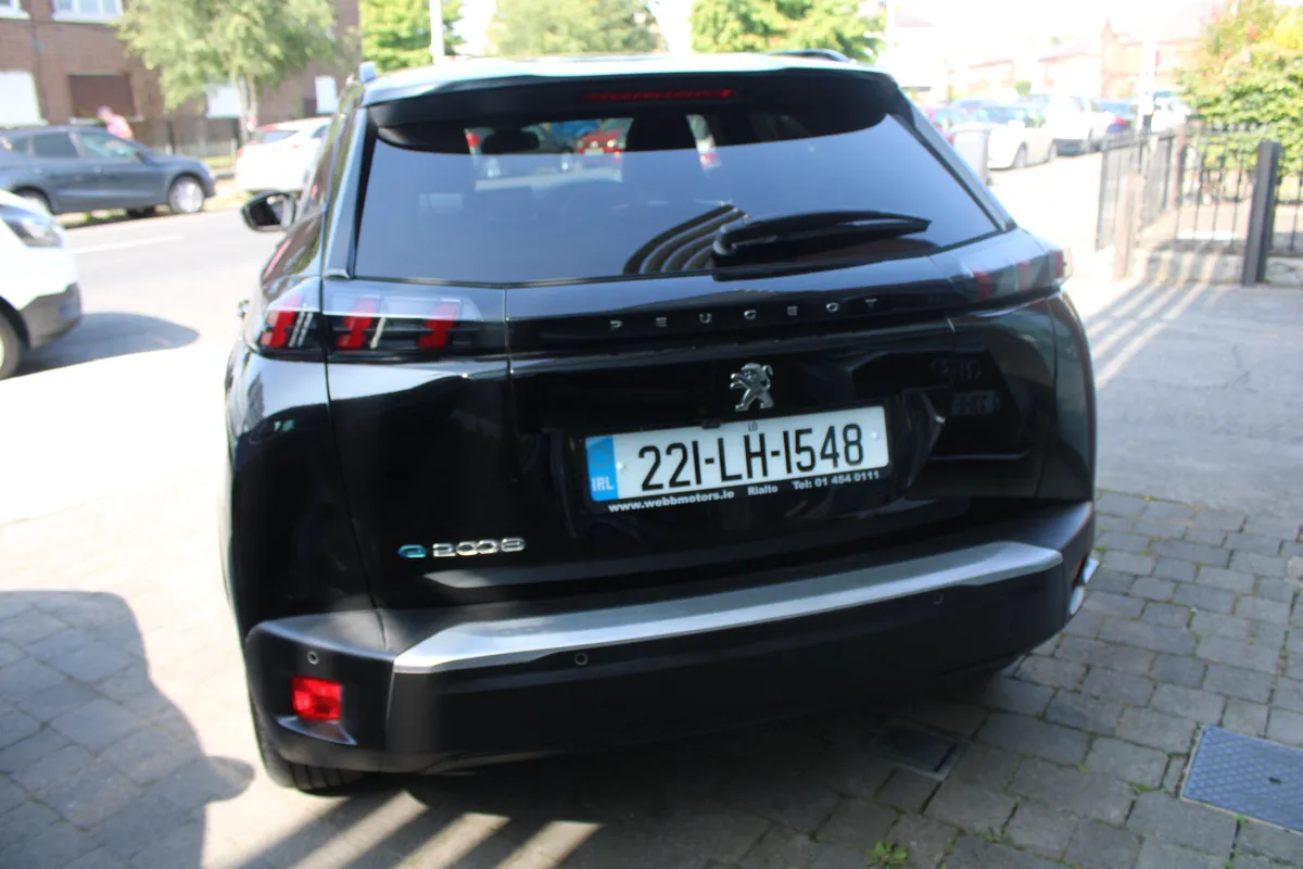 Peugeot 2008 e2008 ALLURE 50KWH AUTO 2022 - Image 4