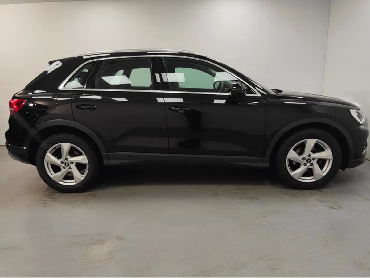 Audi Q3 35 TDI 150 S-TRONIC SE 4DR AUTO - Image 4