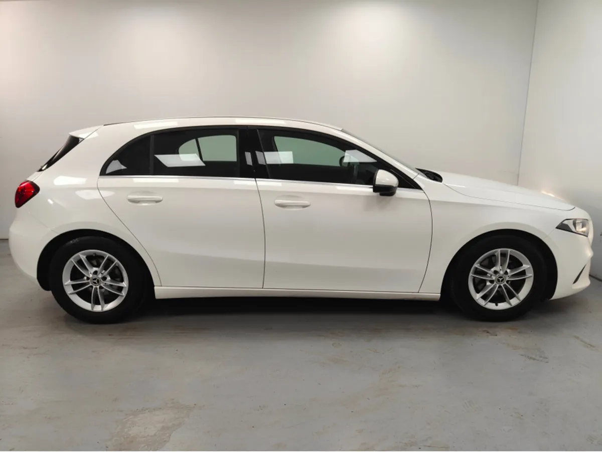 Mercedes-Benz A-Class 160 5DR - Image 4