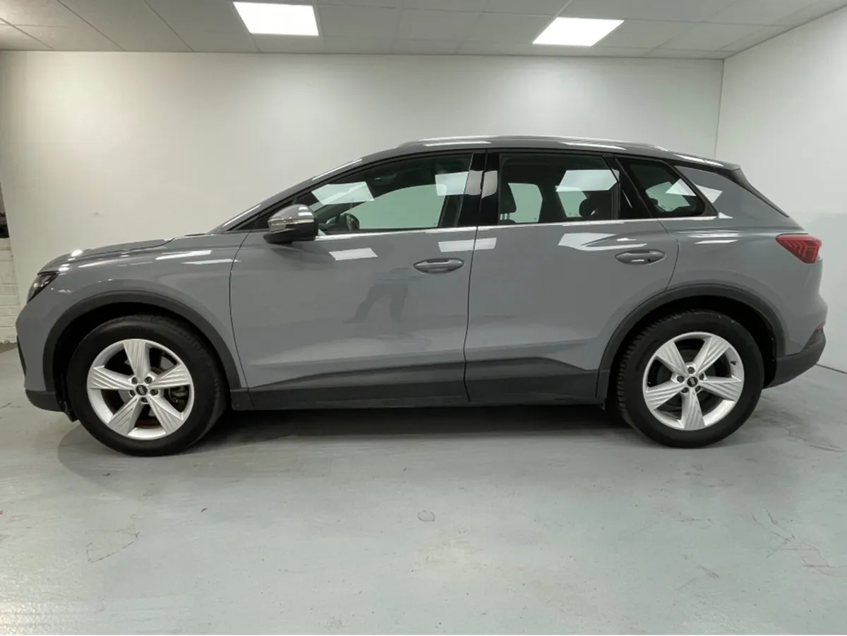 Audi Q4 e-tron 35 E-TRON ADVANCE 4DR AUTO 40 - Image 3